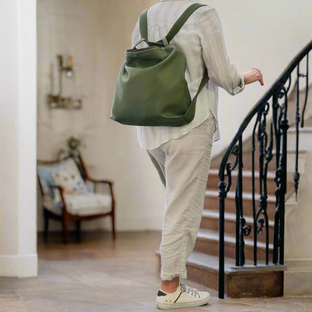 Convertible Double Handle Hobo Bag / Backpack