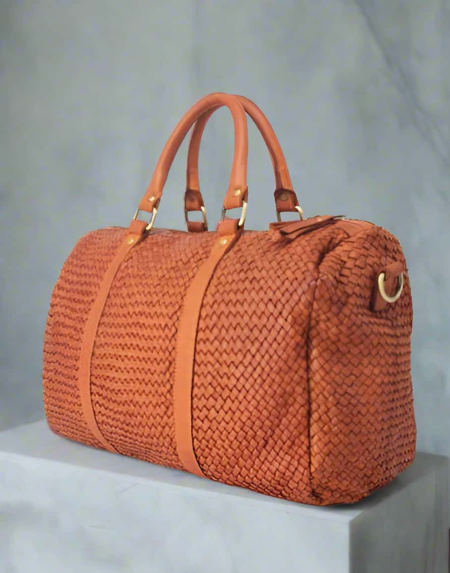 Woven Leather Shoulder Bag / Weekender